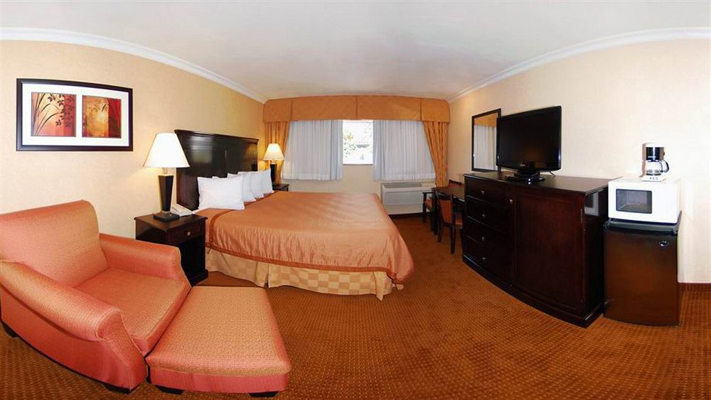 Pasadena Rose & Crown Hotel Eksteriør billede
