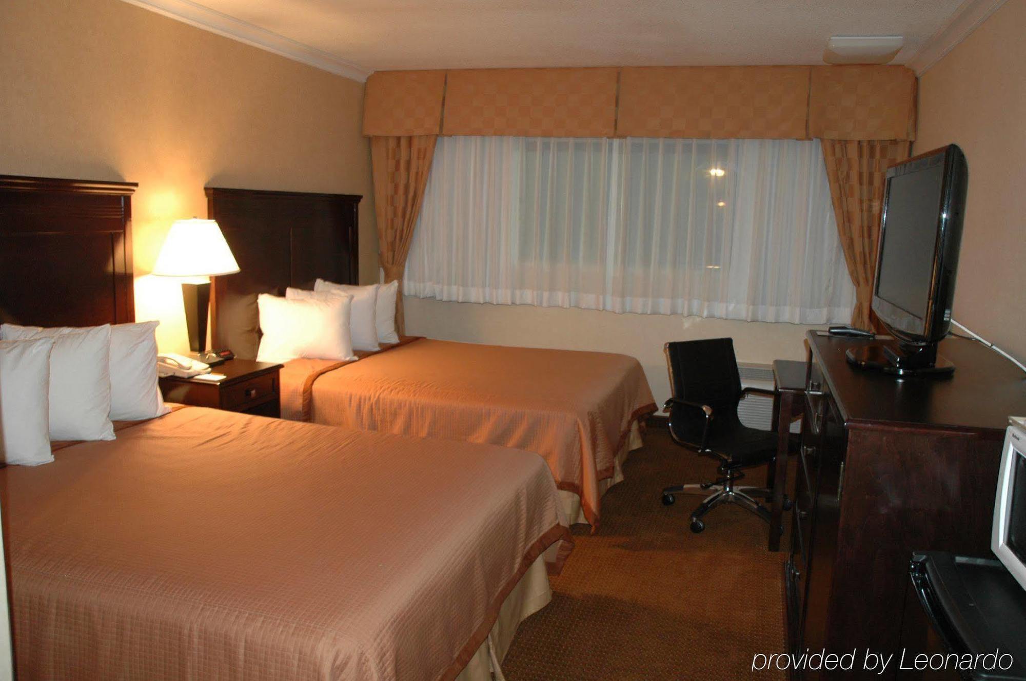 Pasadena Rose & Crown Hotel Eksteriør billede